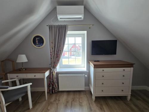 456d00c3-f634-424a-8794-75e6a3e96fec