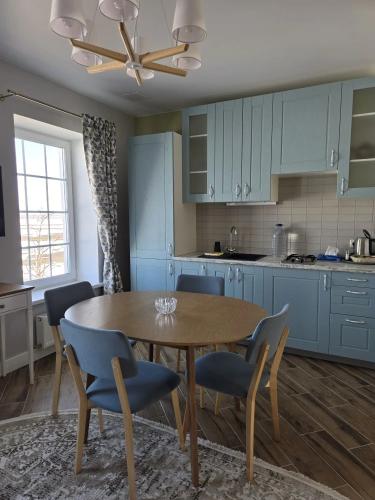 49359553-2ba5-4bc7-925b-ae579fd3de08