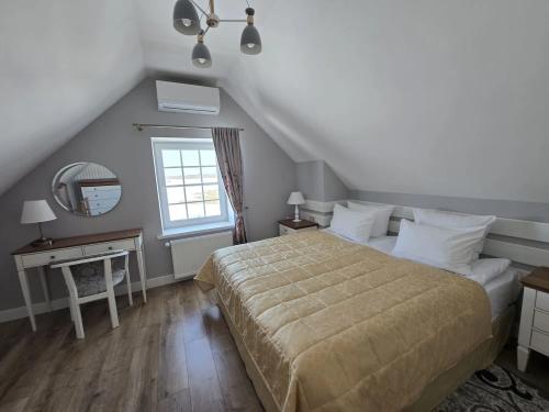 83ca7023-a341-470c-a024-dc08c80124b3